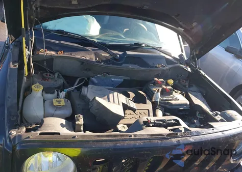 2015 Jeep Patriot High Altitude Edition z USA, uszkodzony, nr VIN 1C4NJRFBXFD168472